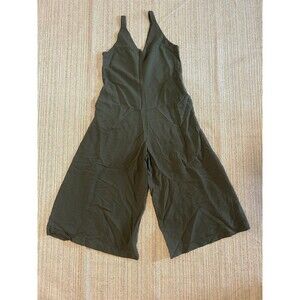 Uniqlo green linen jumpsuit with pockets xs